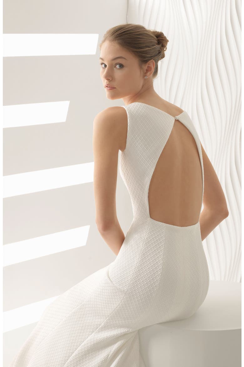 Astral Sleeveless Cloqué Mikado Trumpet Gown, Alternate, color, NATURAL