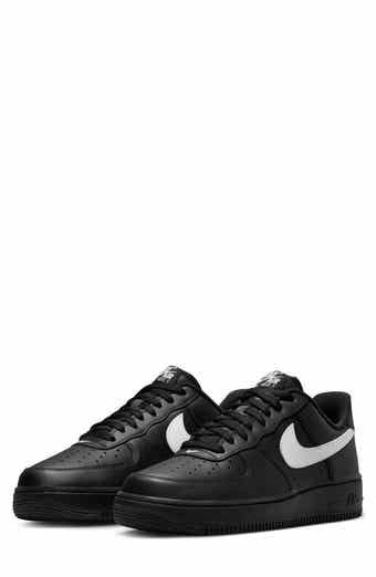 Air Force 1 '07 Sneaker