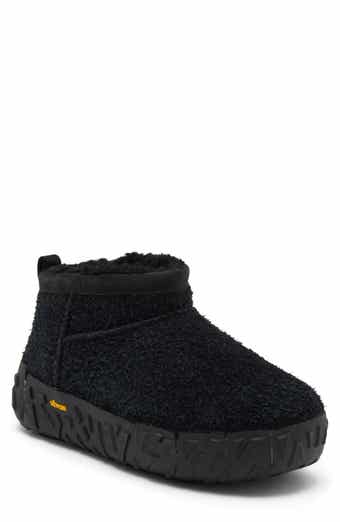 Classic Ultra Mini Wrap Tech Boot