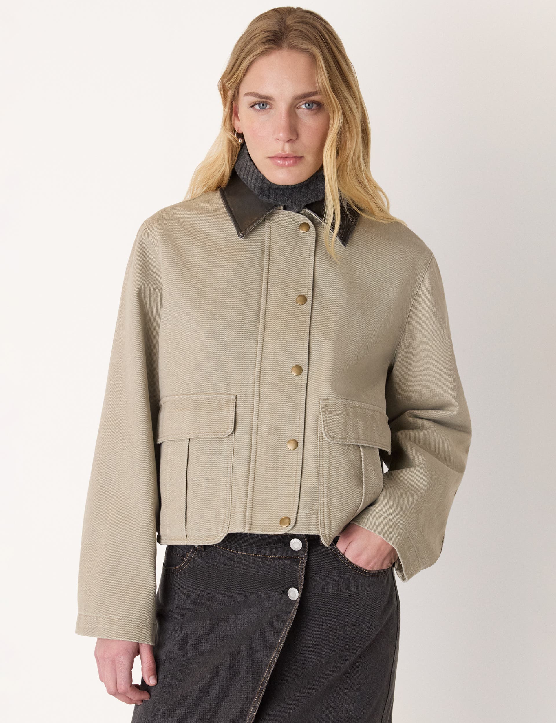 Casual Contrast Collar Jacket