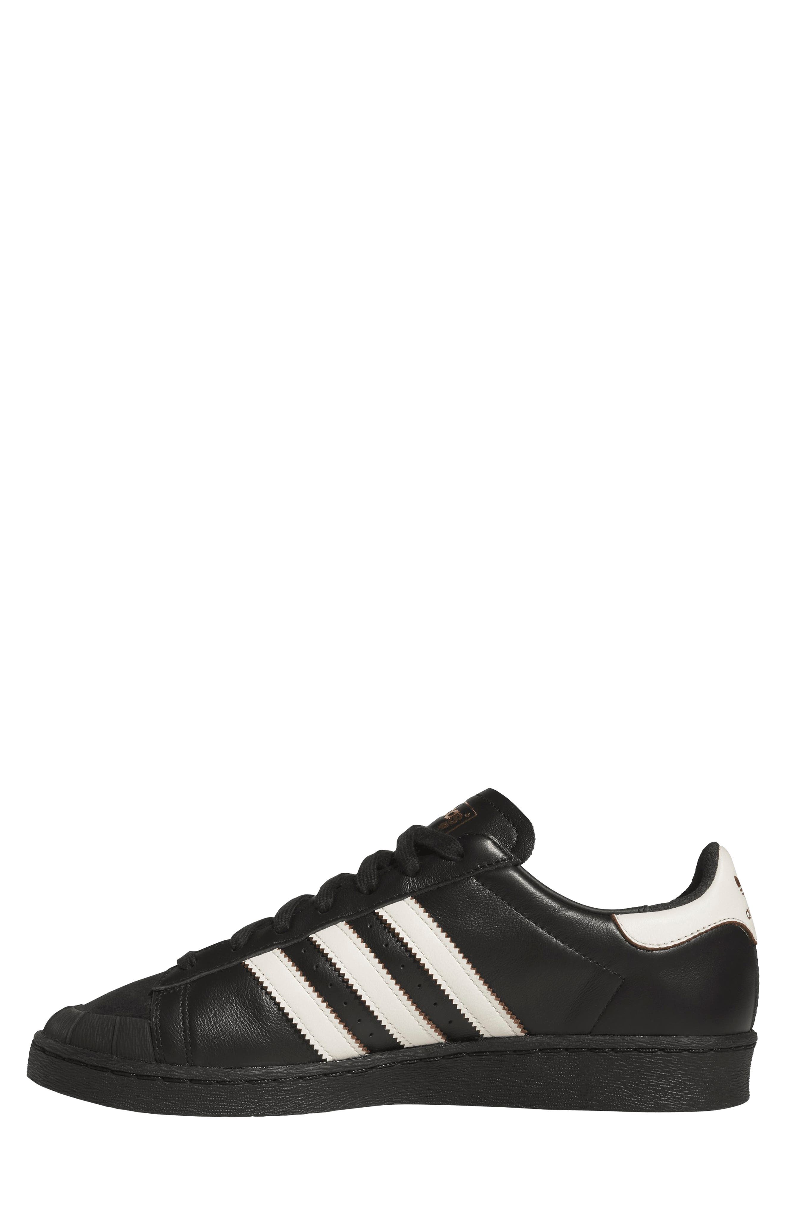 adidas Gender Inclusive Jabbar Half Shell OG Sneaker, Alternate, color, Black/ Off White/ Gold Met