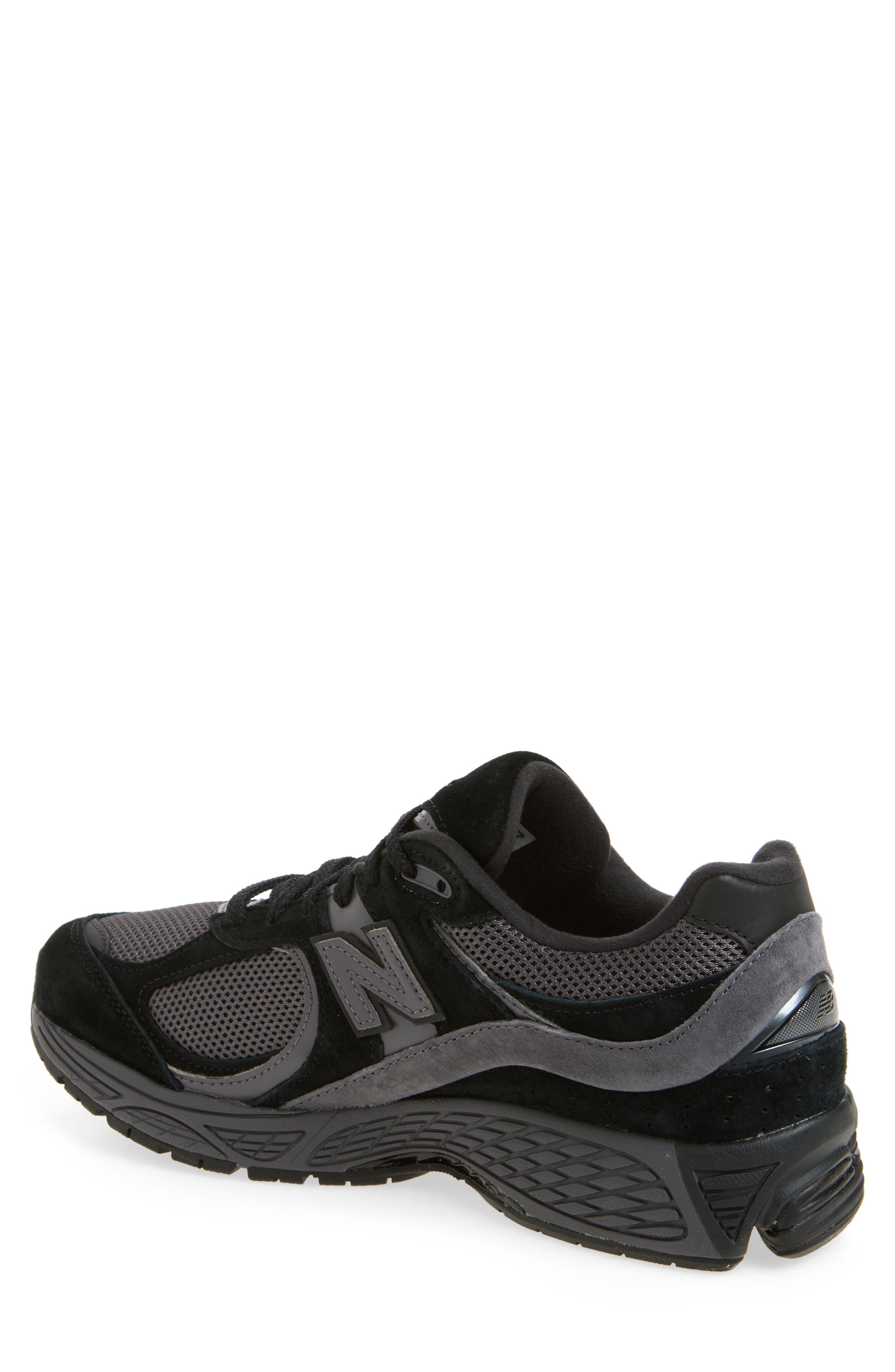 New Balance M2002RV1 SMU Running Shoe, Alternate, color, Black/ Magnet