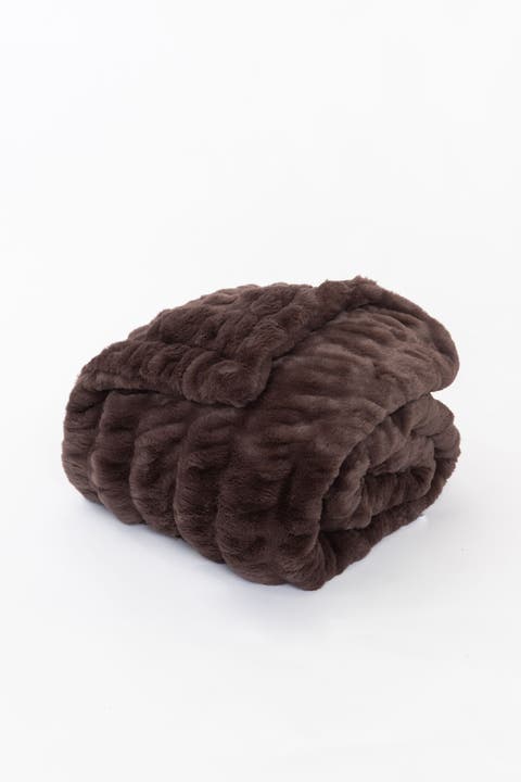 LA Escapade Faux Fur Throw Blanket