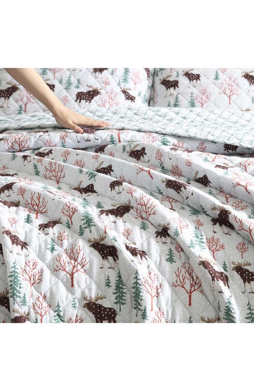 Eddie Bauer Mountain Moose Cotton Flannel Twin Quilt & Sham Set In Light Pastel Grey