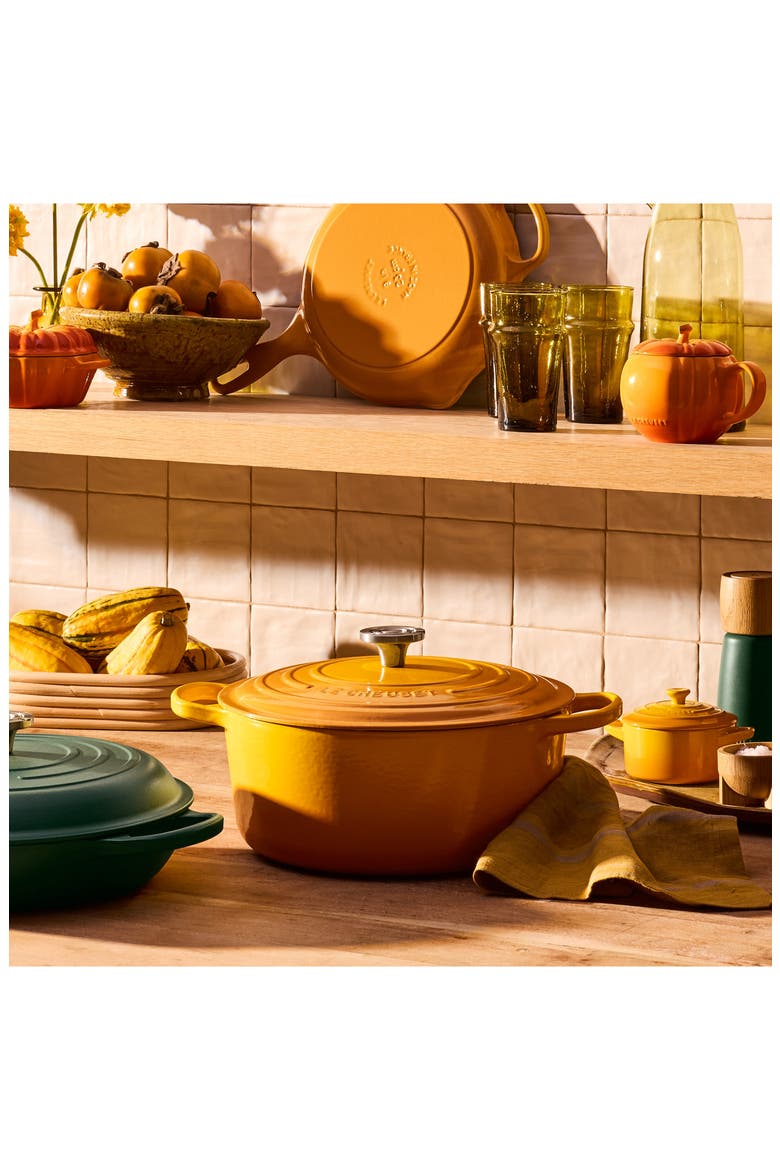 Enameled Cast Iron Round Dutch Oven, Alternate, color, NECTAR