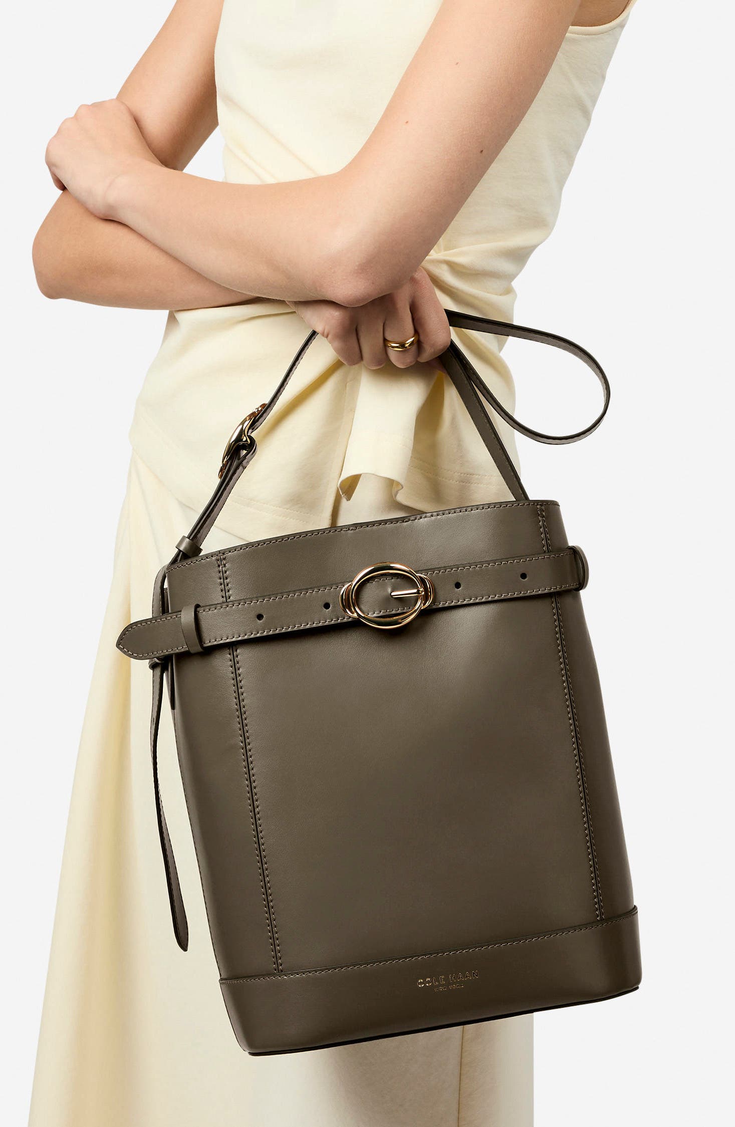 Alexandria Leather Bucket Bag, Alternate, color, DEEP OLIVE