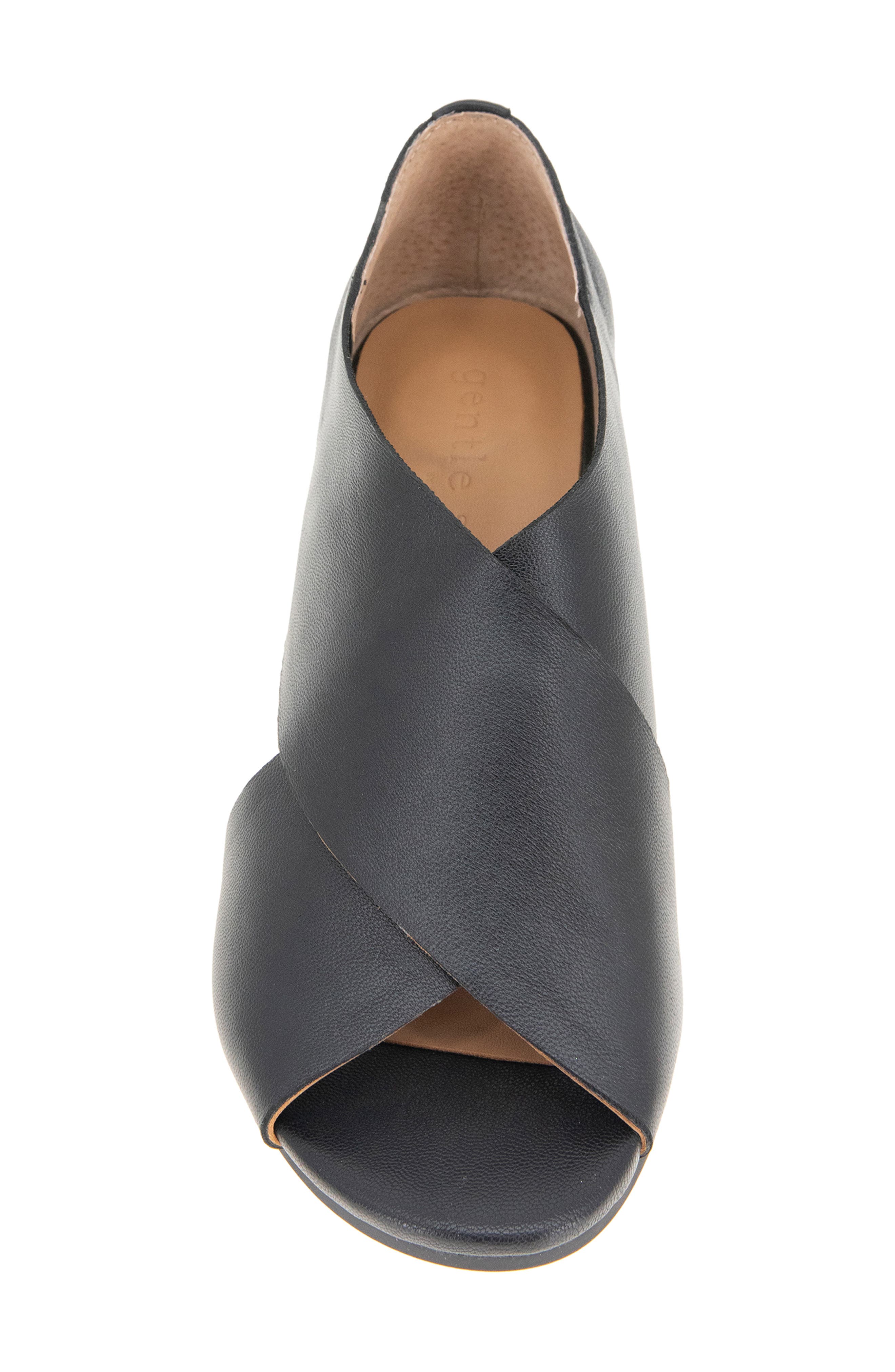 Gentle Souls Yvette Sandal, Alternate, color, 