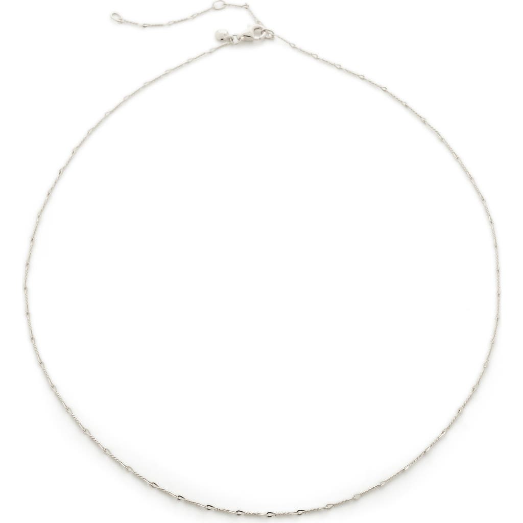 https://n.nordstrommedia.com/it/9d6f3d22-8162-4519-be4d-75584396a947.jpeg?trim=color&crop=pad&w=1024&h=1024