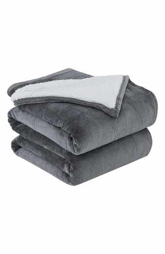 SOUTHSHORE FINE LINENS Faux Shearling Fleece Oversized Reversible Blanket