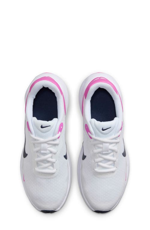 Nike Revolution 7 Sneaker