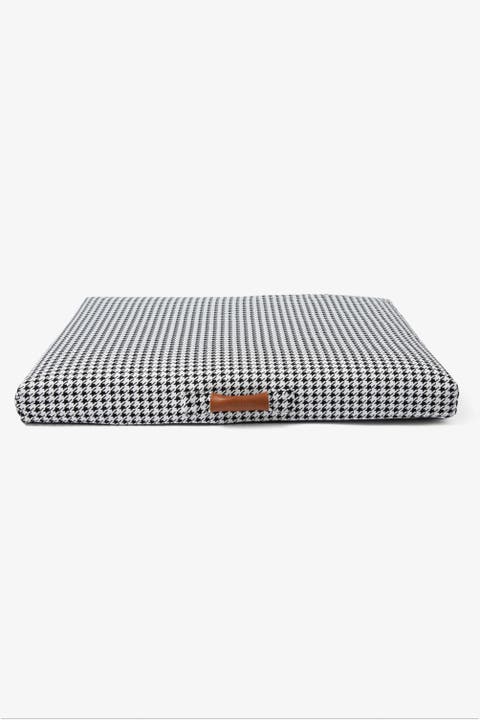 Houndstooth Dog Bed