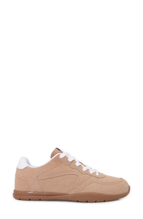 Berness Low Top Sneaker In Neutral