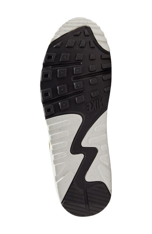 Nike Air Max 90 Sneaker In White