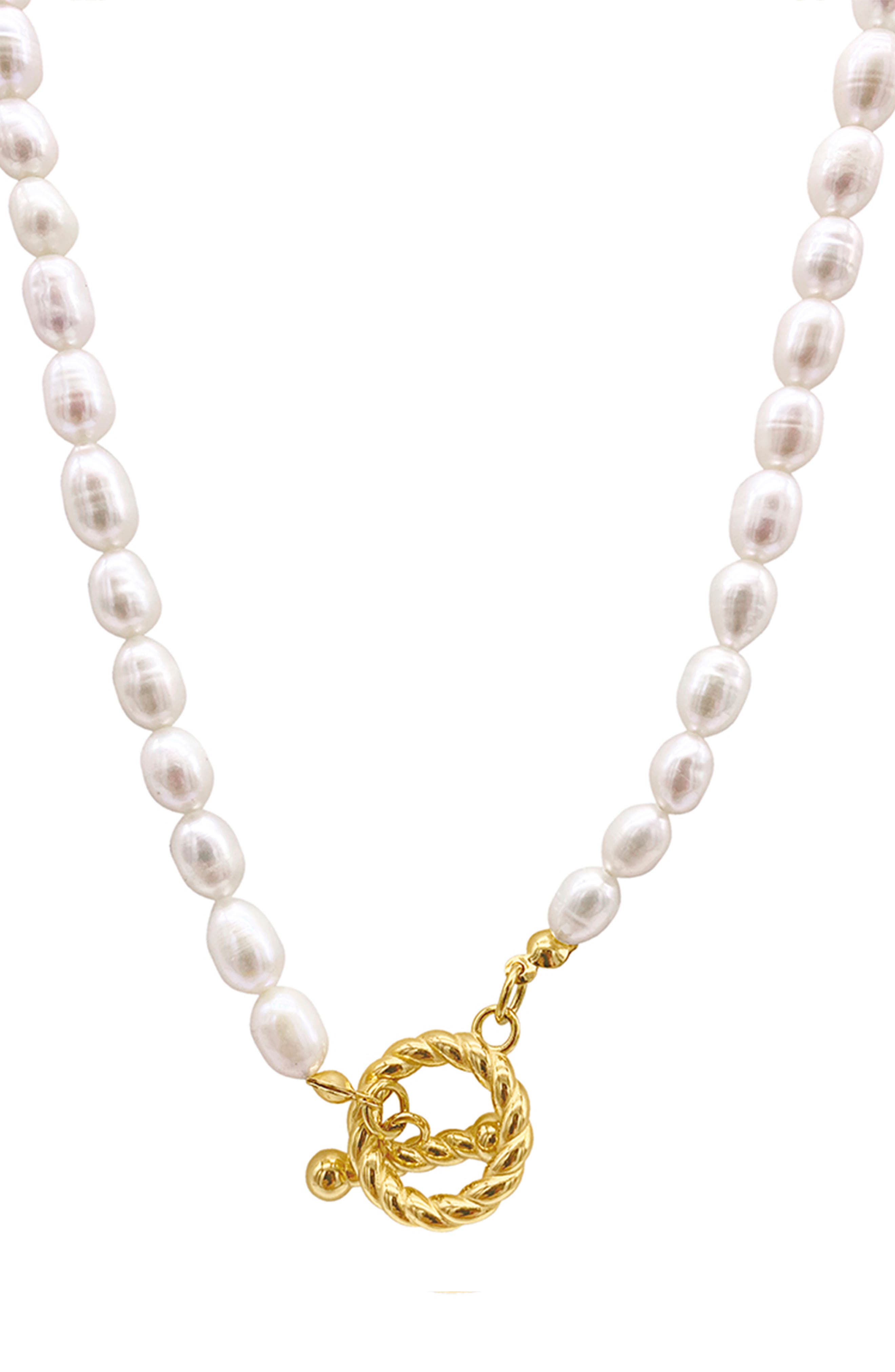st. Moran Julien Freshwater Pearl Toggle Necklace
