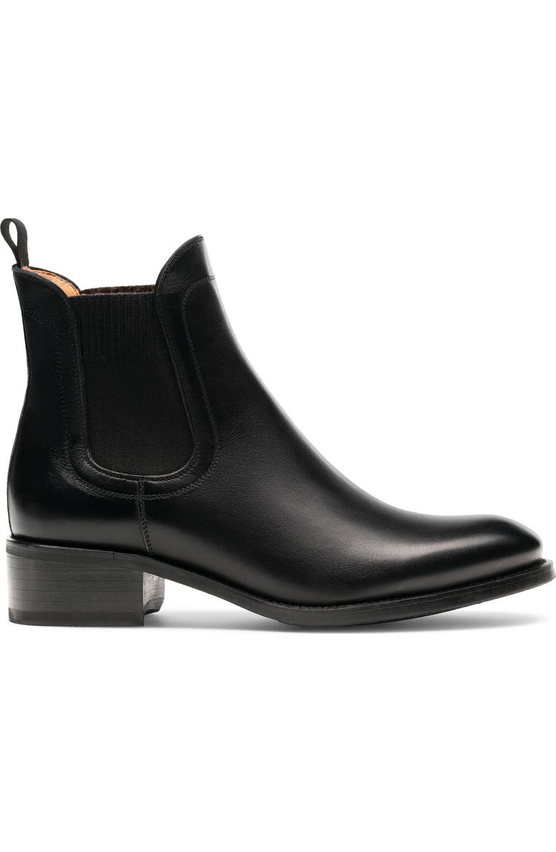 Magnanni Delana Chelsea Boot, Alternate, color, Black