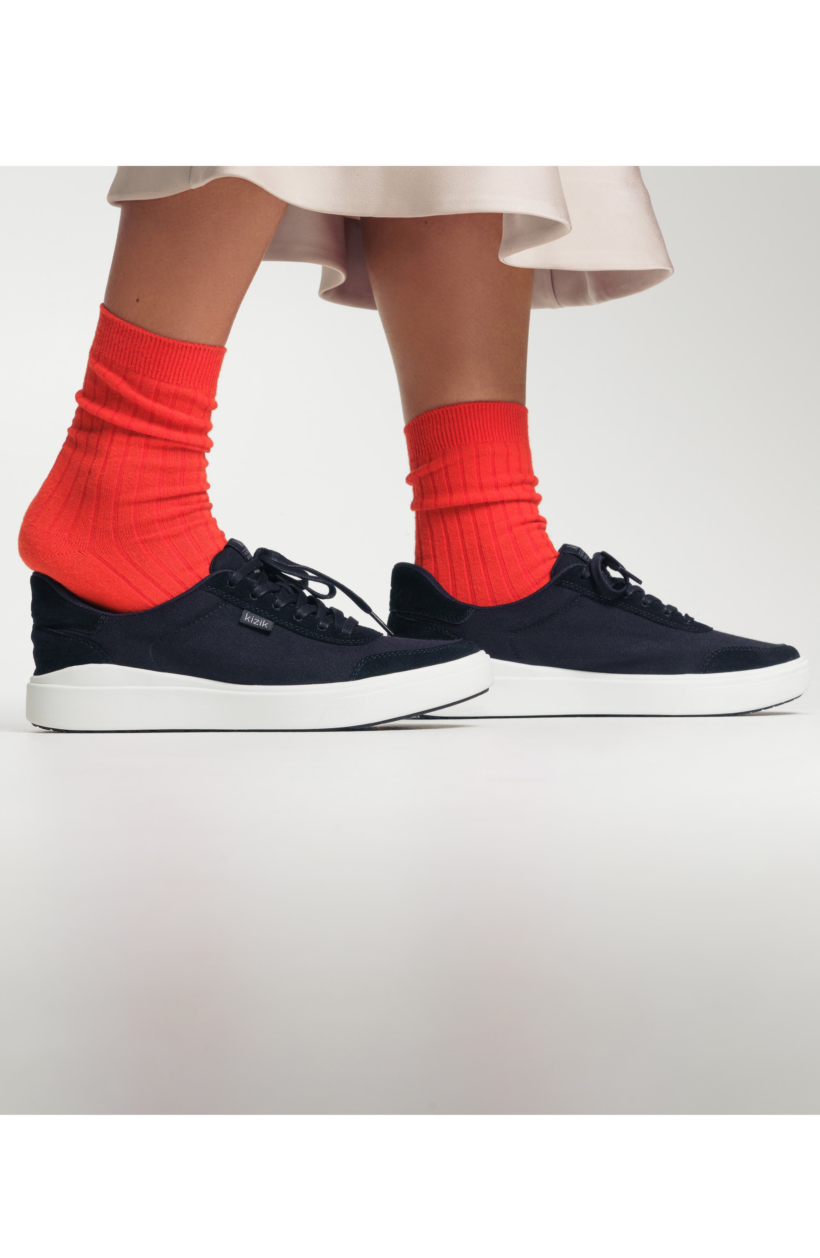 Kizik Prague 2 Hands-Free Sneaker, Alternate, color, Black