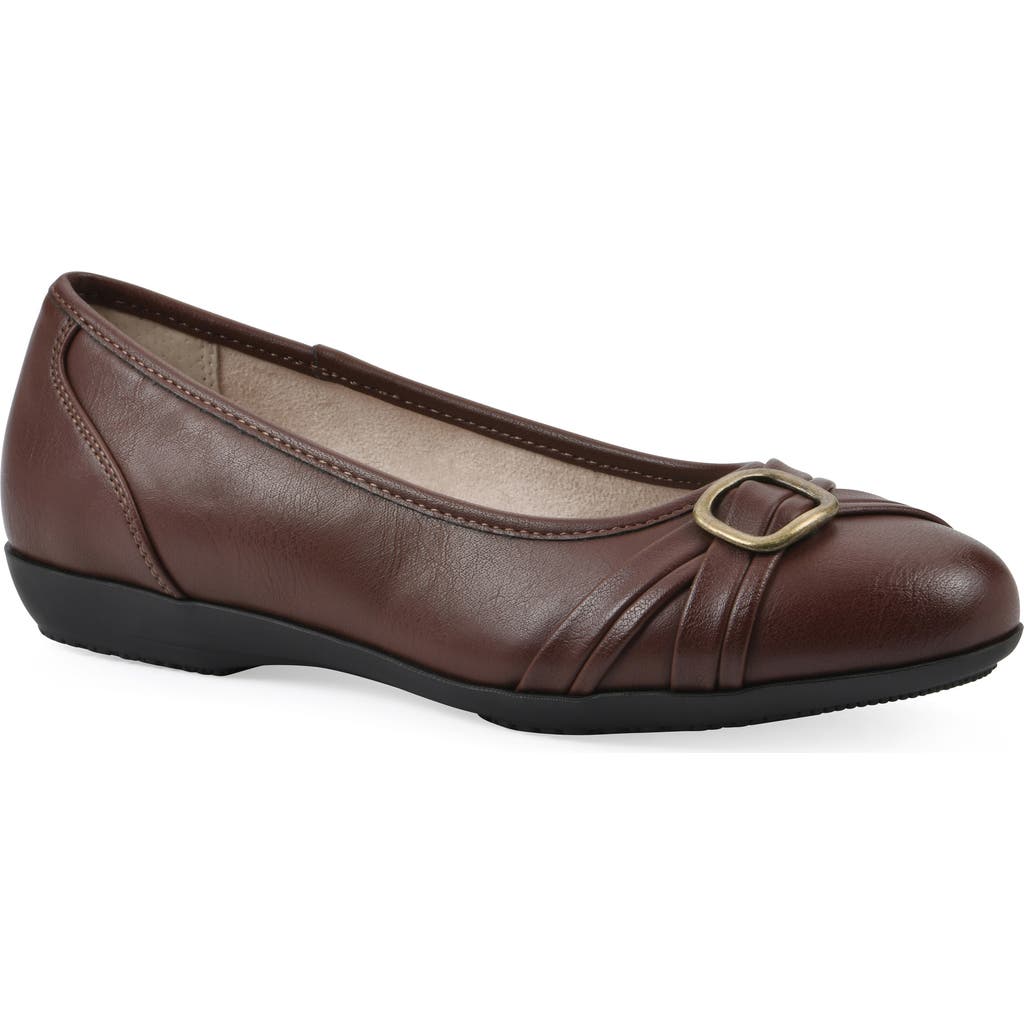 Cliffs By White Mountain Calming Buckle Strap Flat In Brown Burnished Smooth
