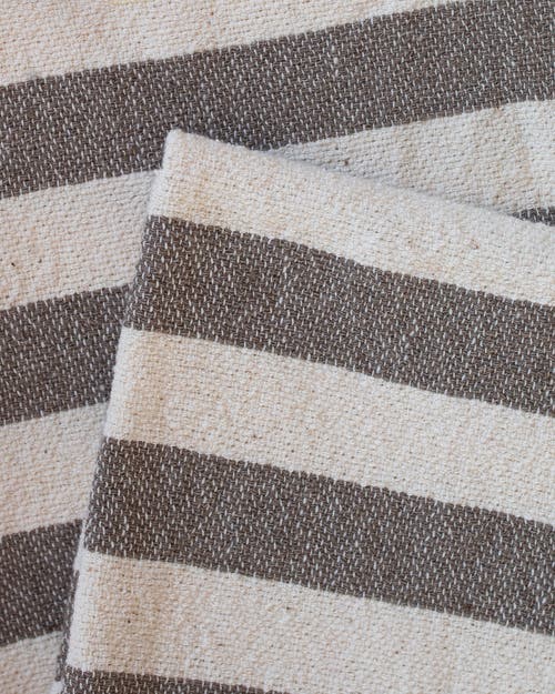 Kd Weave Stripe Towel In Brown