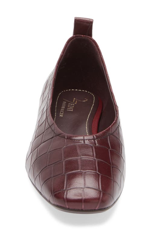 27 Edit Naturalizer Carla Flat In Burgundy