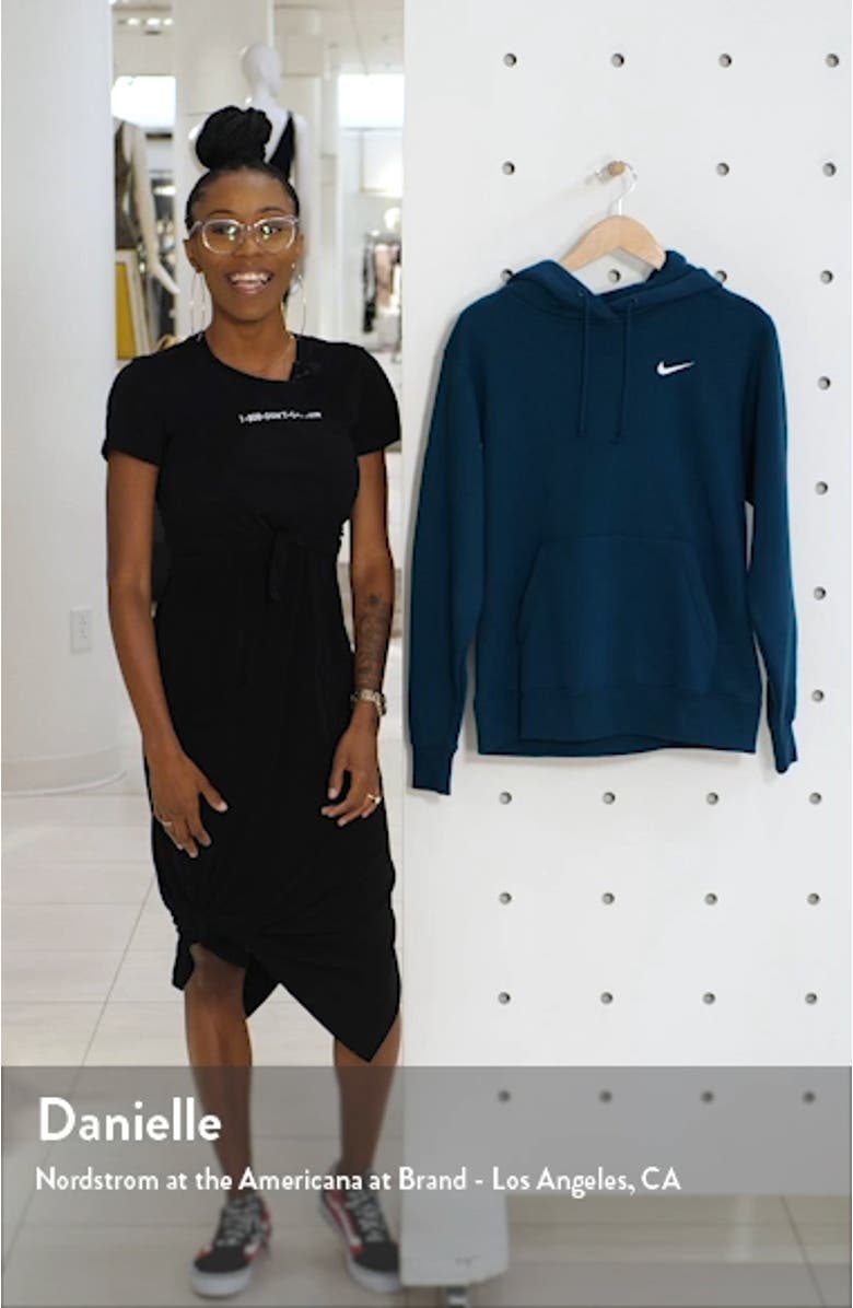 Sportswear Essential Pullover Fleece Hoodie, sales video thumbnail
