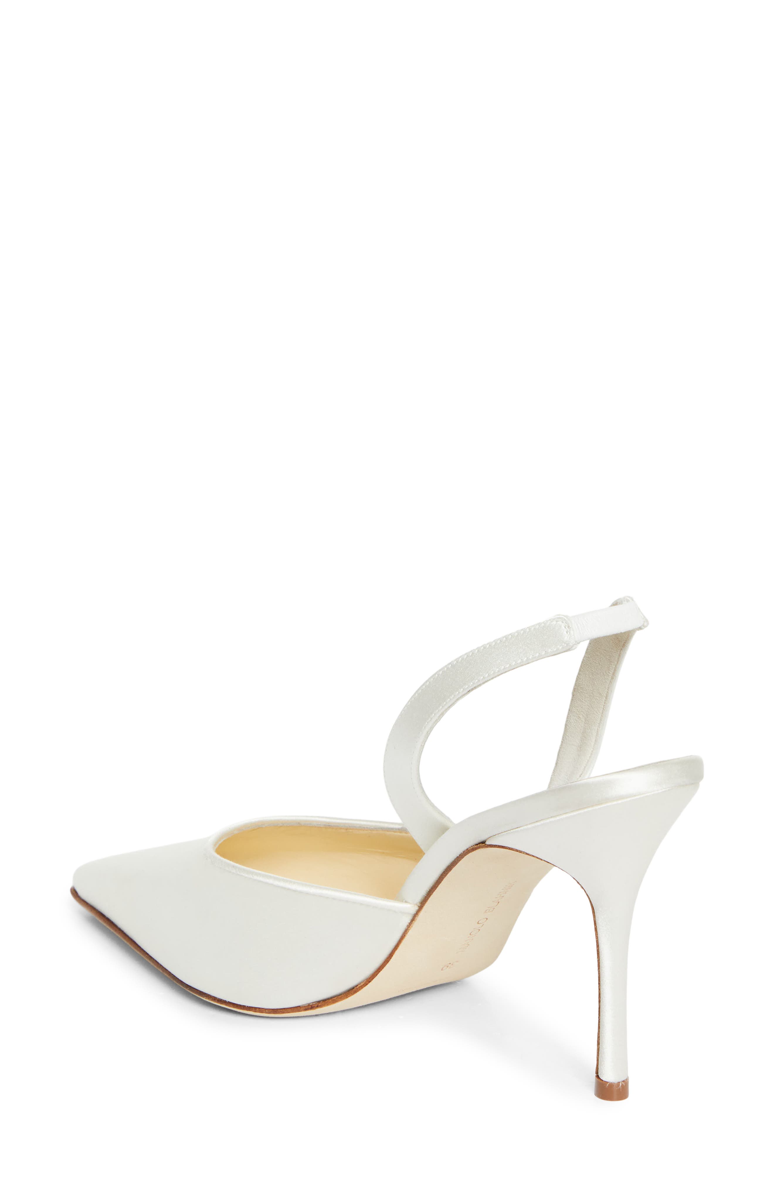Manolo Blahnik Borelapla Slingback Pump, Alternate, color, Light Cream