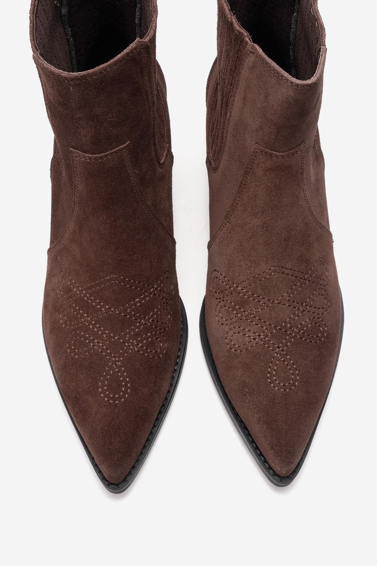 Forever & Always Shoes Julieta Leather Block Heel Western Boot, Alternate, color, Brown Suede