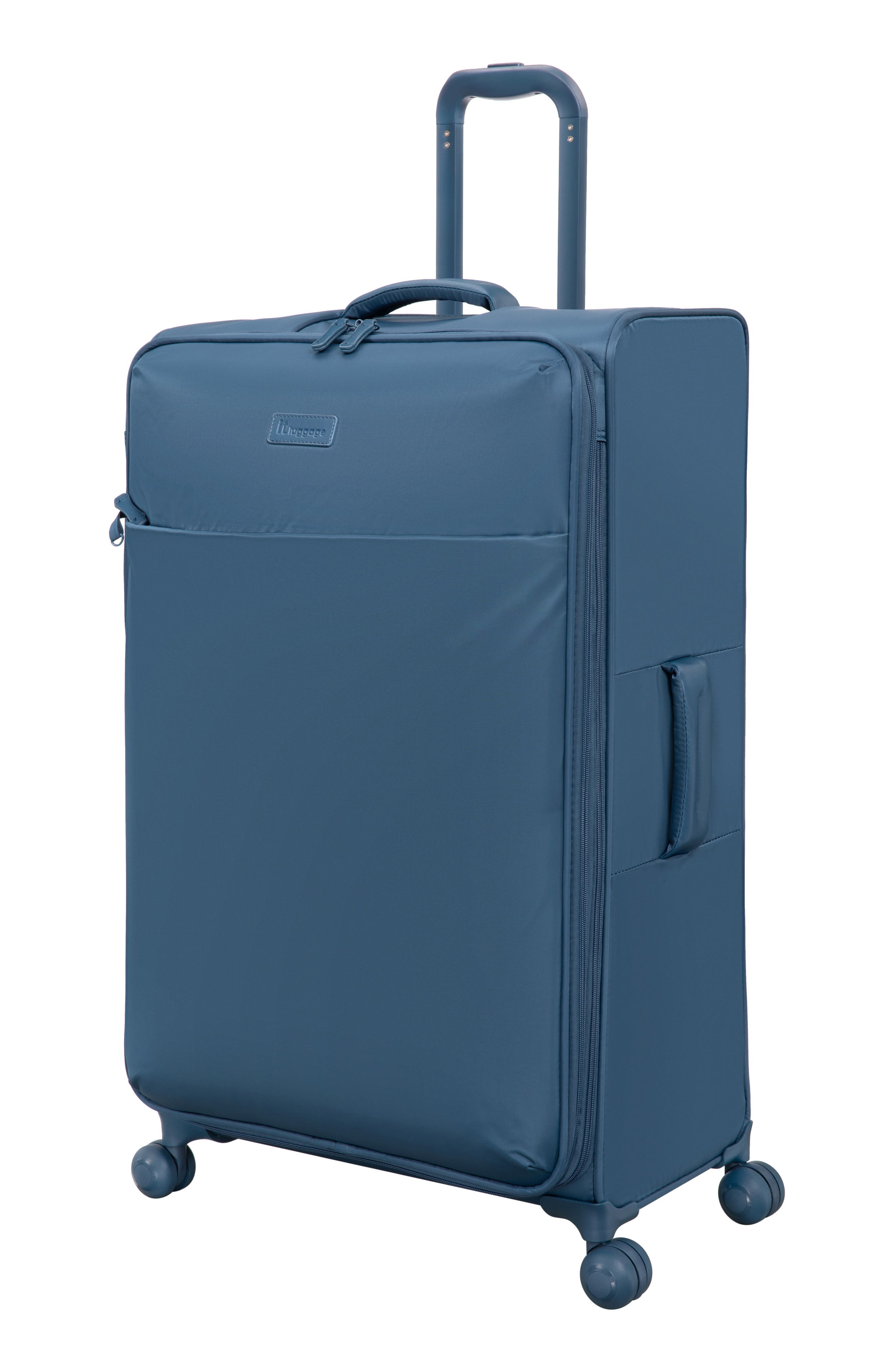 IT LUGGAGE Lustrous 31-Inch Softside Spinner Luggage