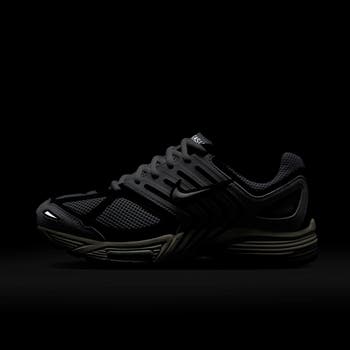 Air Pegasus 2005 Sneaker