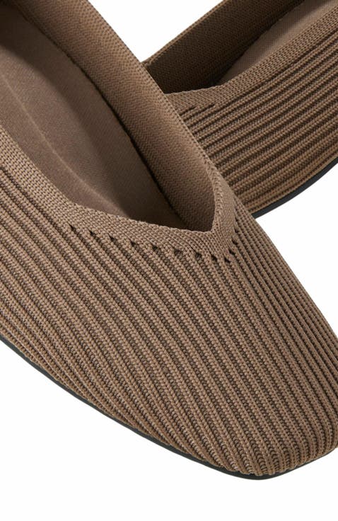 Square-Toe V-Cut Flats (Margot 2.0)