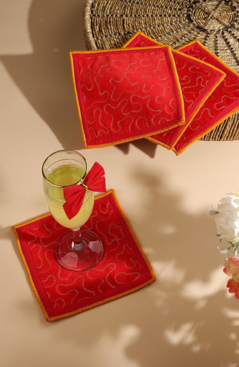 Tiramisu Embroidered Snowflake Set of 4 Linen Cocktail Napkins, Alternate, color, Red