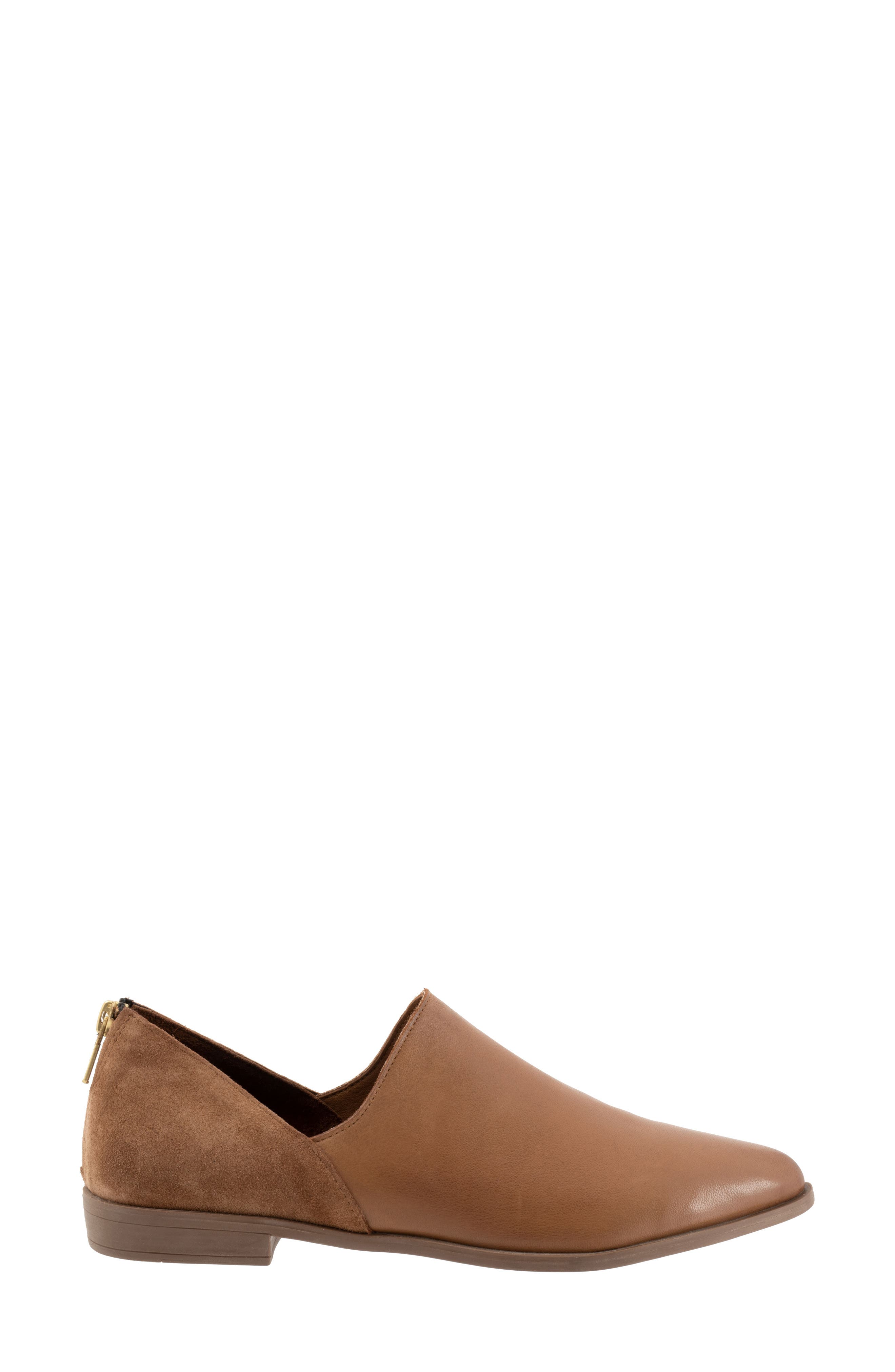 Bueno Beau Pointed Toe Loafer, Alternate, color, Walnut
