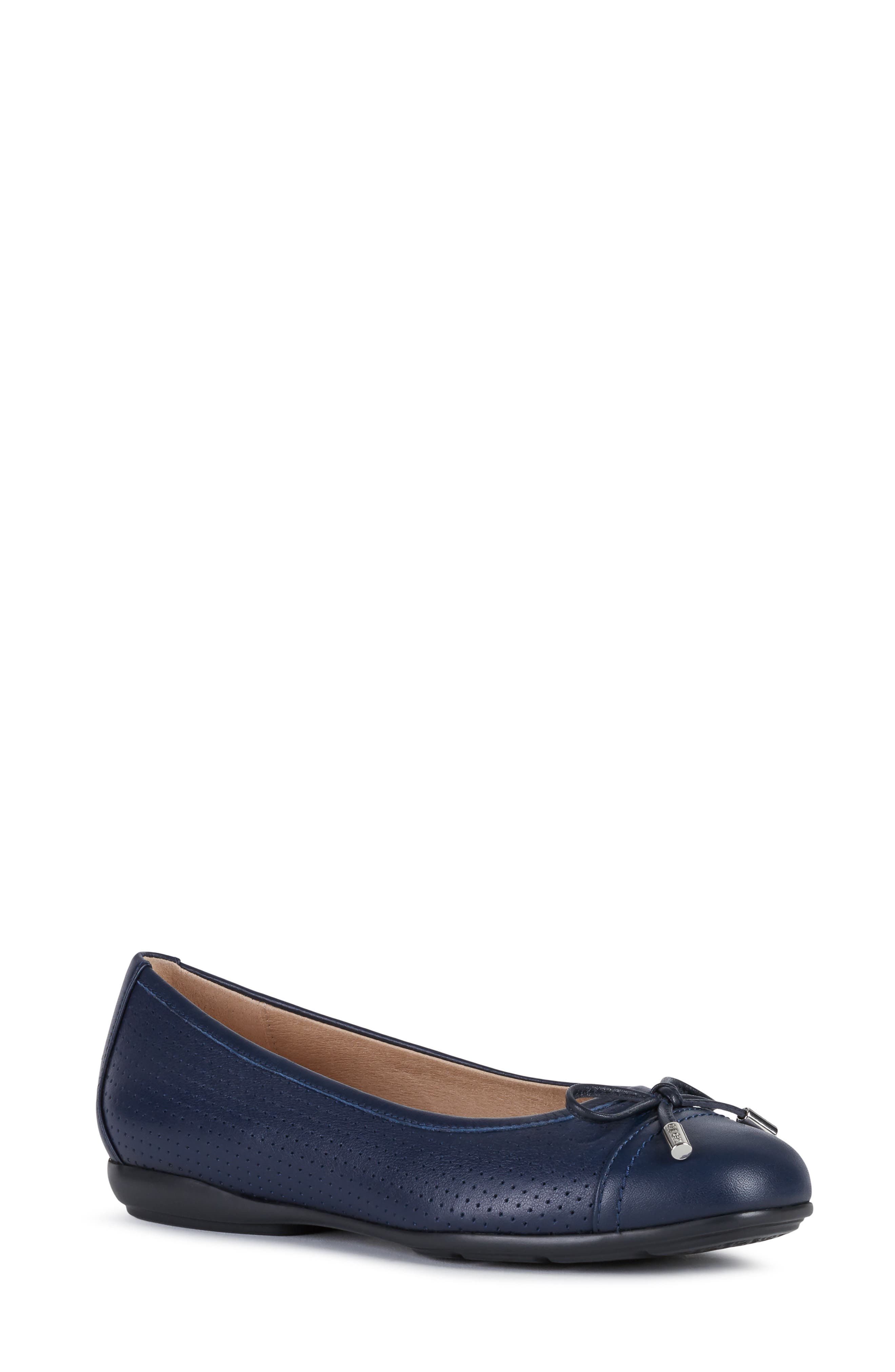 Geox Annytah Cap Toe Flat, Main, color, 