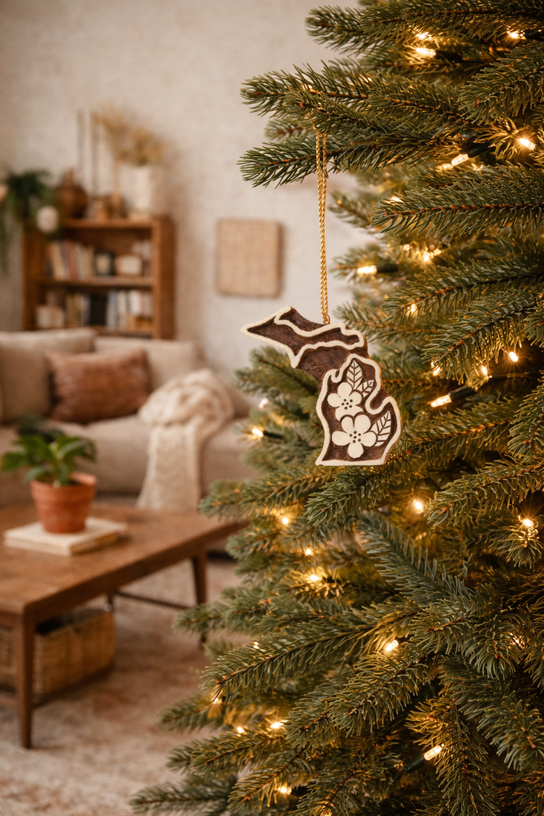 Michigan State Apple Blossom Ornament, Alternate, color, Natural