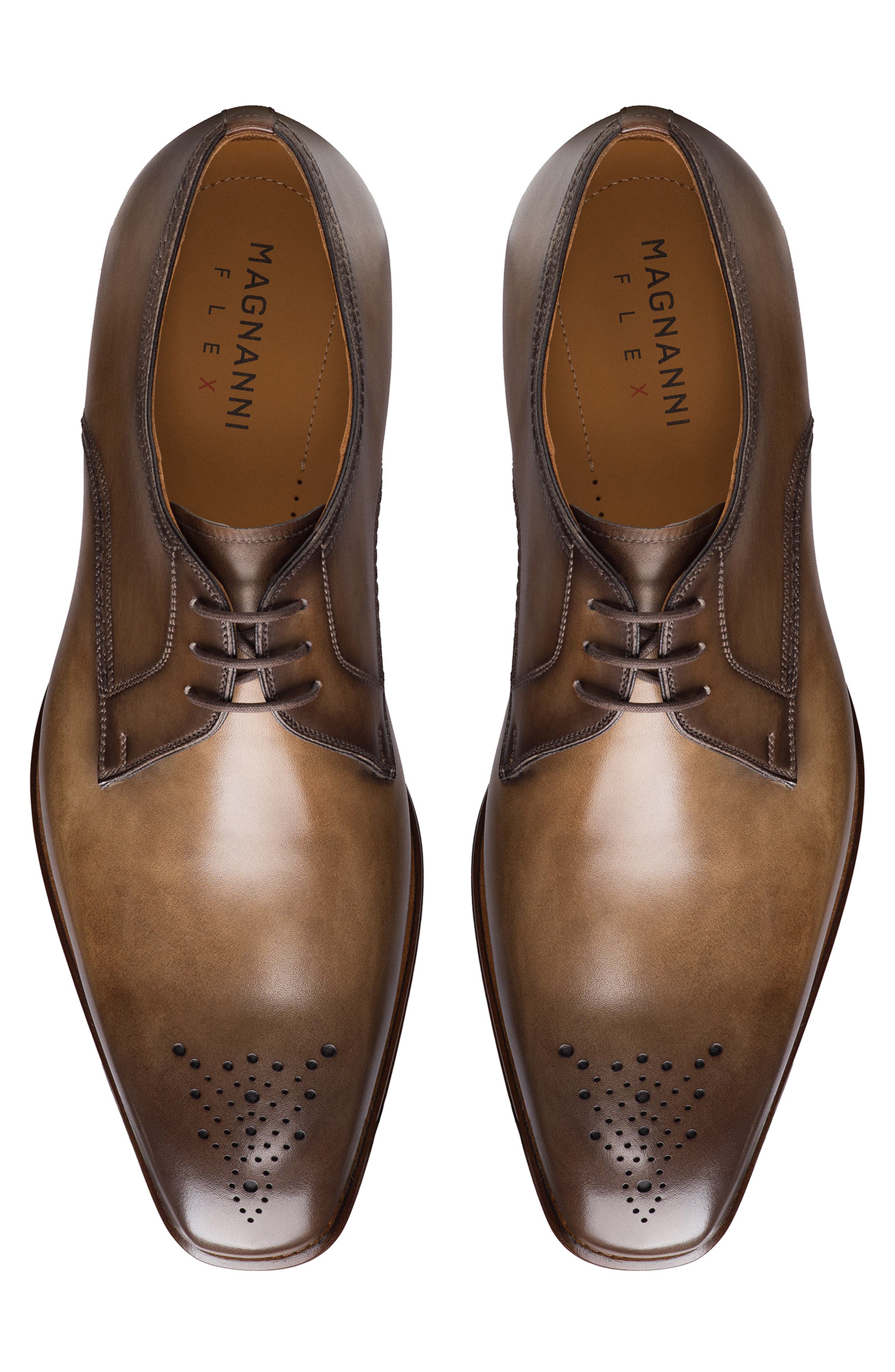 Magnanni Caledon Brogue Derby, Alternate, color, Taupe