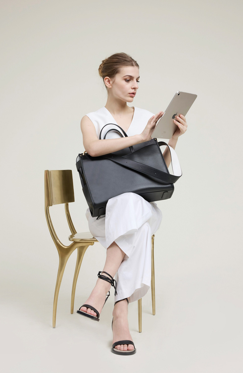 OLEADA Reverie Tote, Alternate, color, Onyx