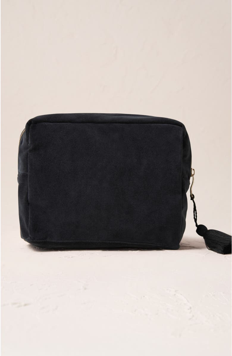 Elizabeth Scarlett Honey Bee Velvet Wash Bag, Alternate, color, Charcoal