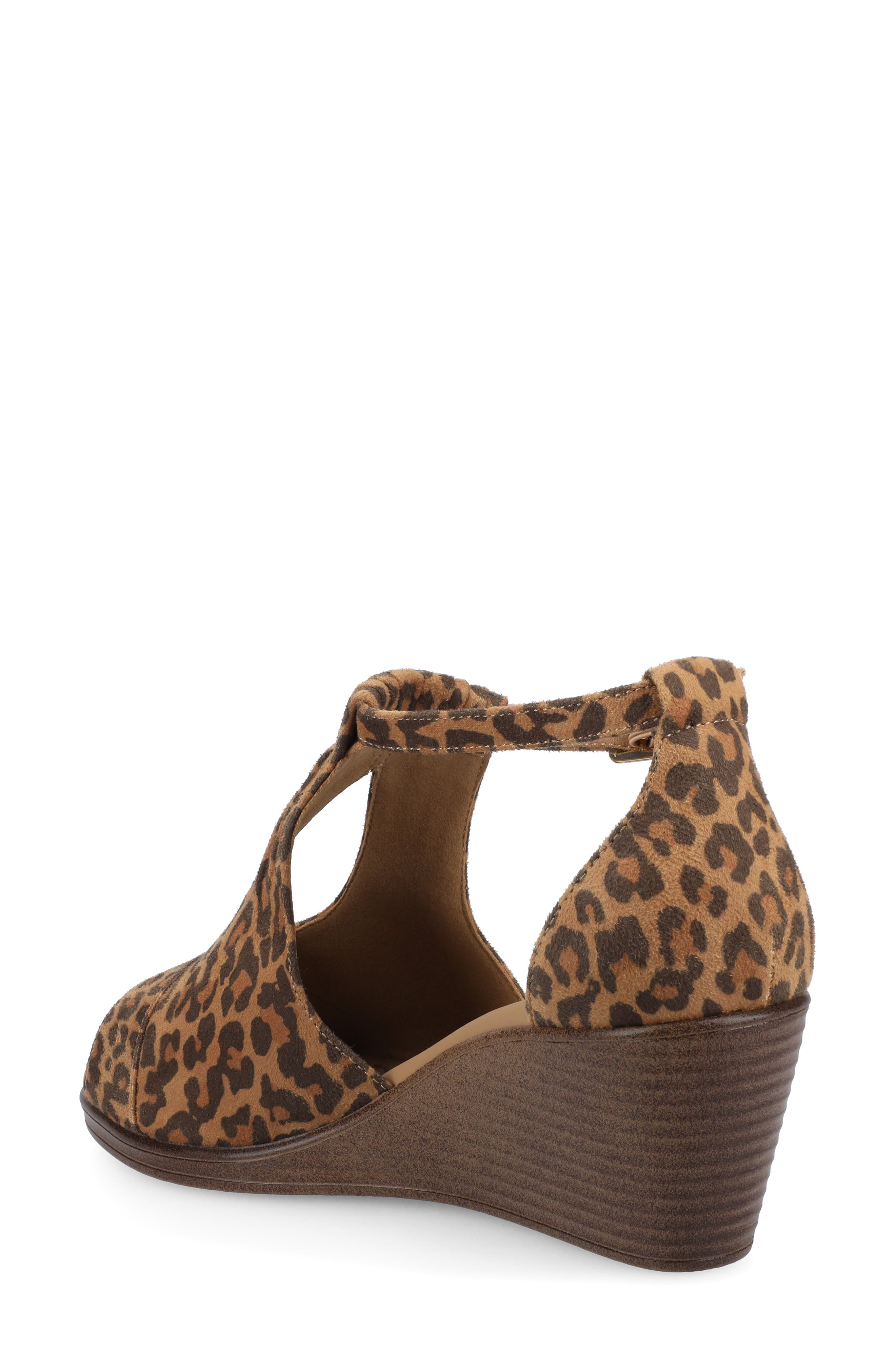 JOURNEE Kedzie Wedge Sandal, Alternate, color, LEOPARD