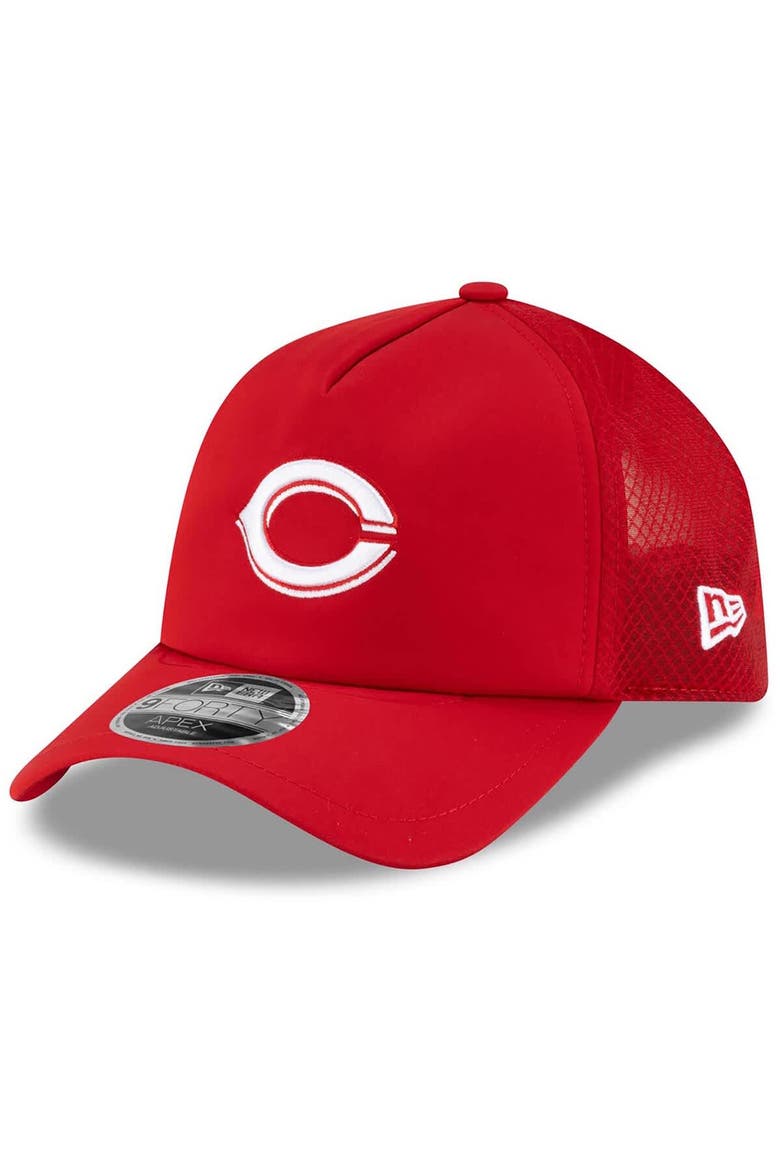 Men's New Era Red Cincinnati Reds 2026 Batting Practice Apex 9FORTY Adjustable Trucker Hat, Main, color, Red