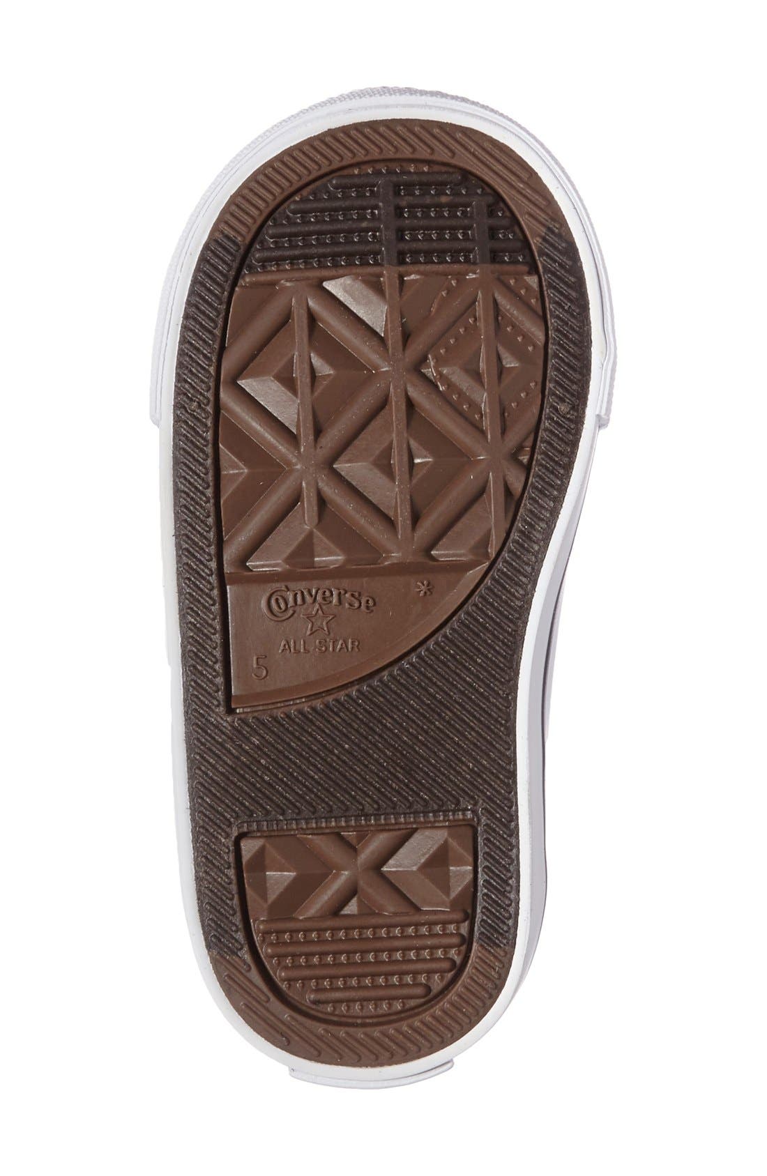 Converse Chuck Taylor<sup>®</sup> Low Top Sneaker, Alternate, color, Black