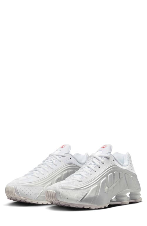 Nike Shox R4 Sneaker