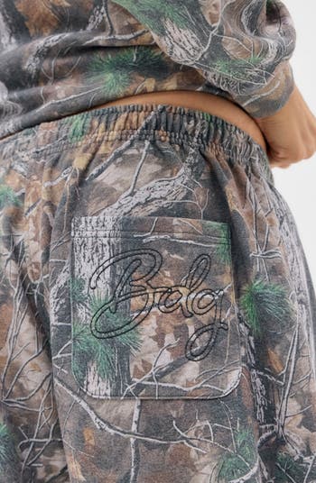 Oversize Camouflage Hoodie