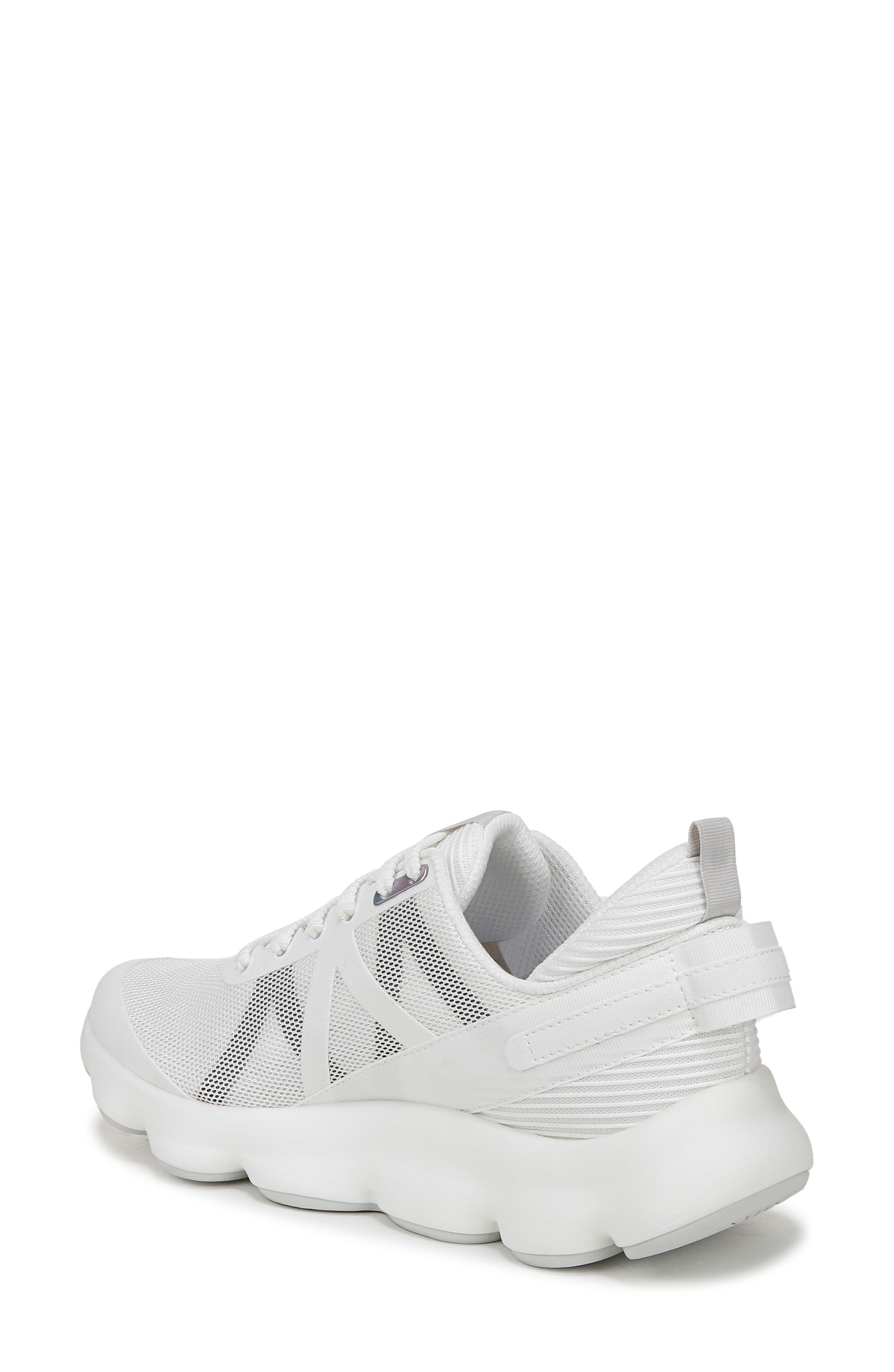 PodFlow Walking Sneaker - image 4