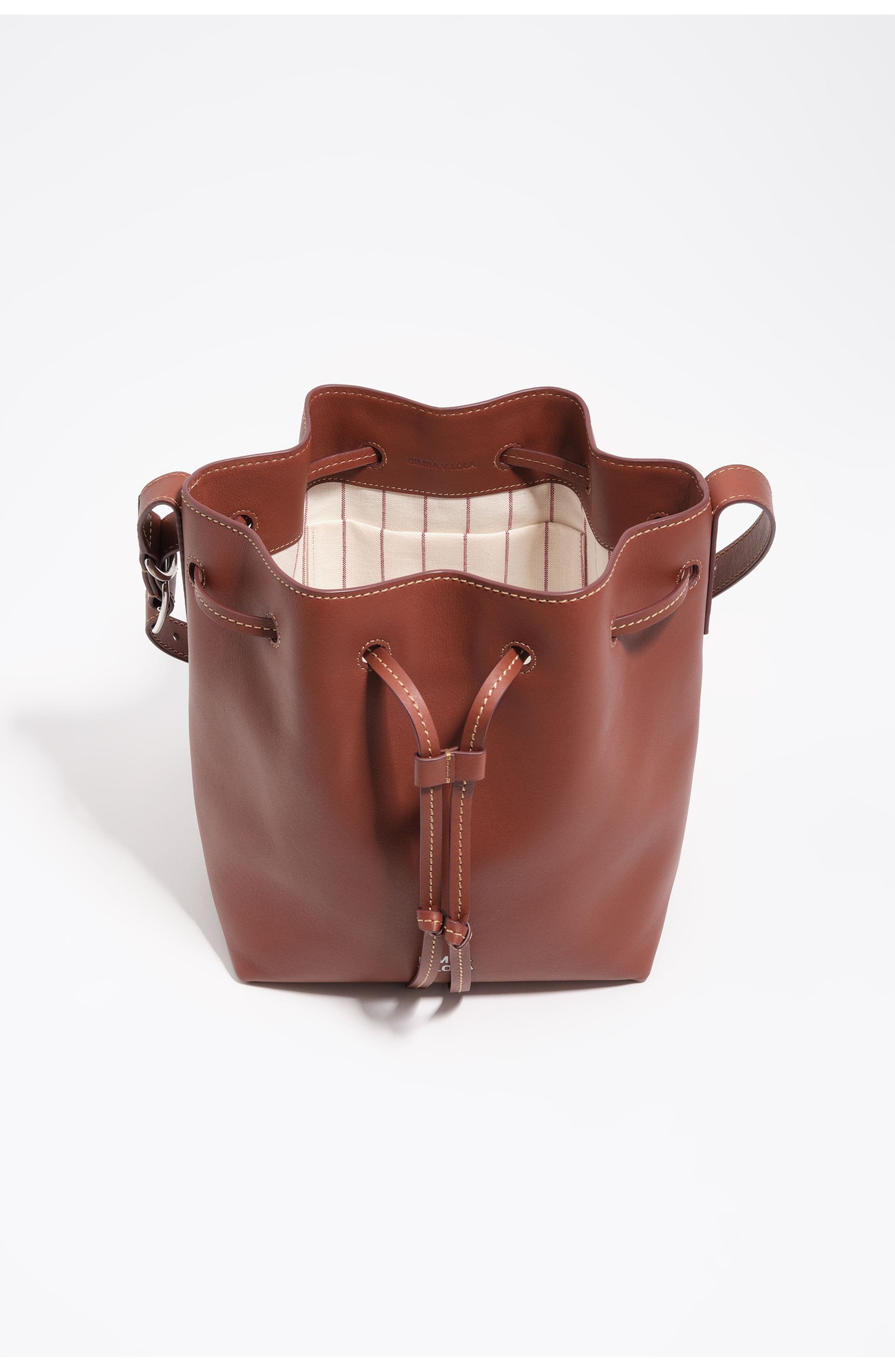 Bimba y Lola Large leather Carlino bucket bag, Alternate, color, Nut