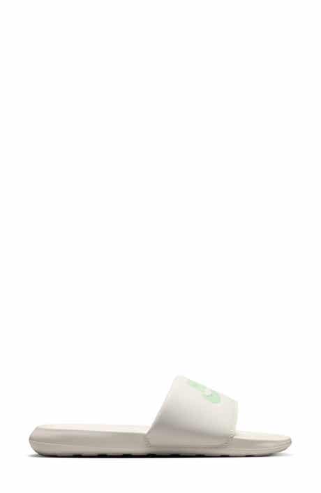 Victori Slide Sandal