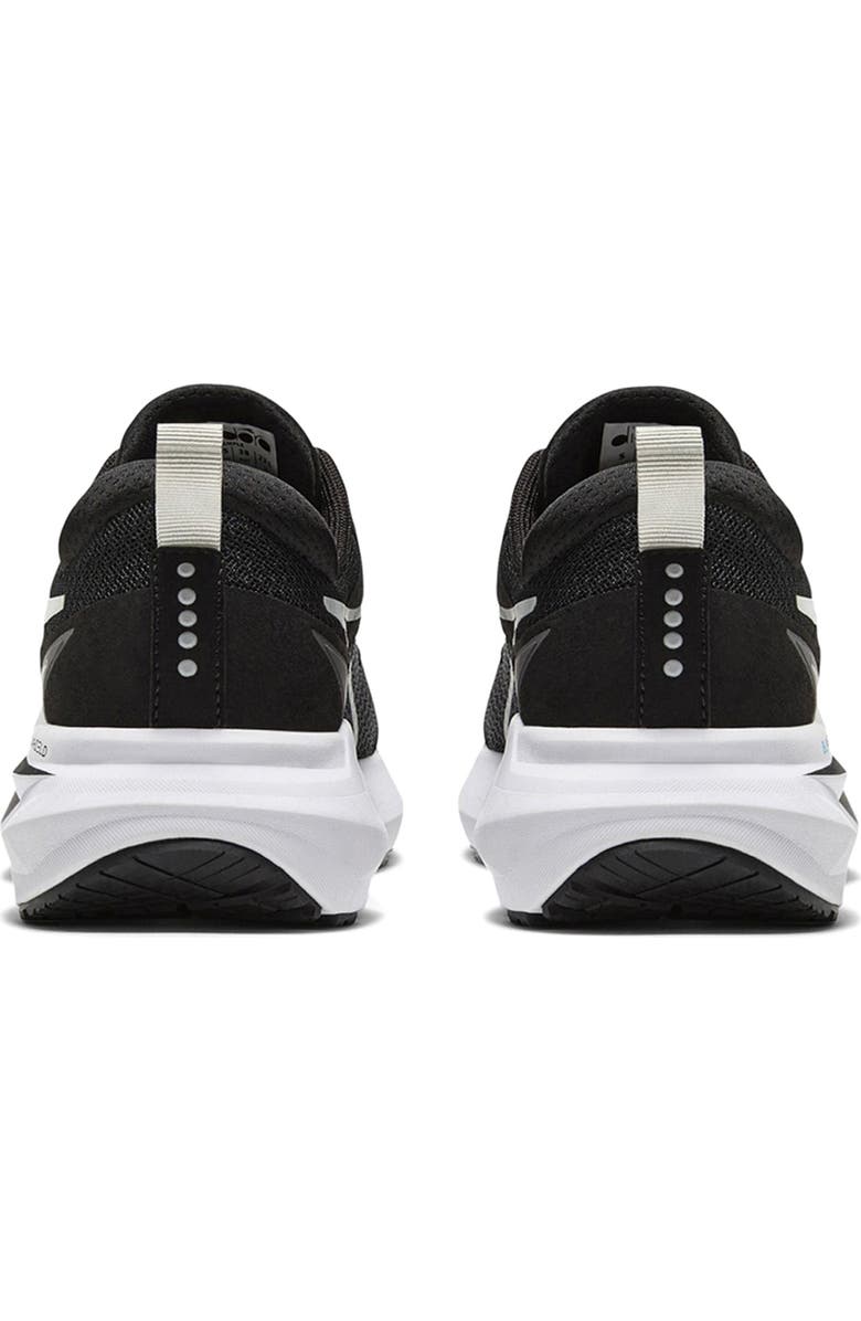 Diadora Mythos Vigore 3 Running Shoe, Alternate, color, Black/White