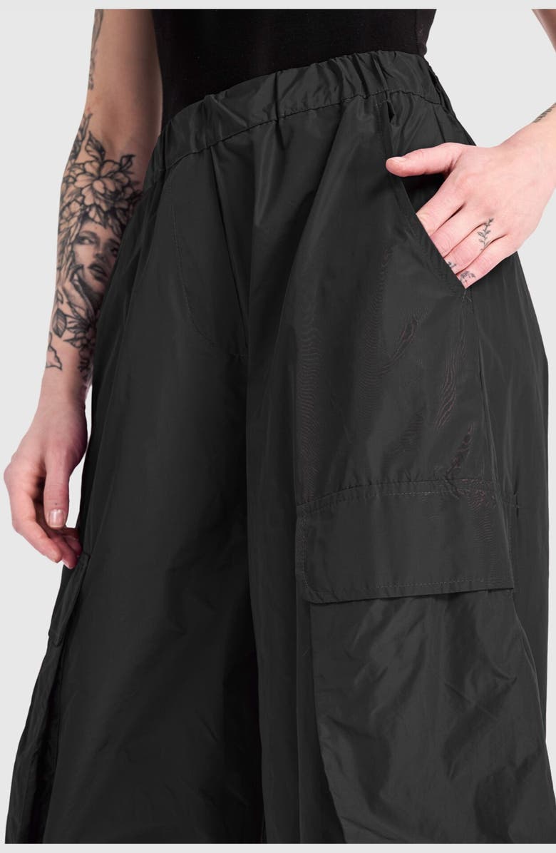 Alembika Swish Wide Cargo Pants, Alternate, color, Black