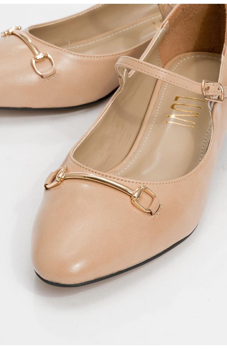 Prologue Shoes Ojen Low Heel Shoe, Alternate, color, Beige