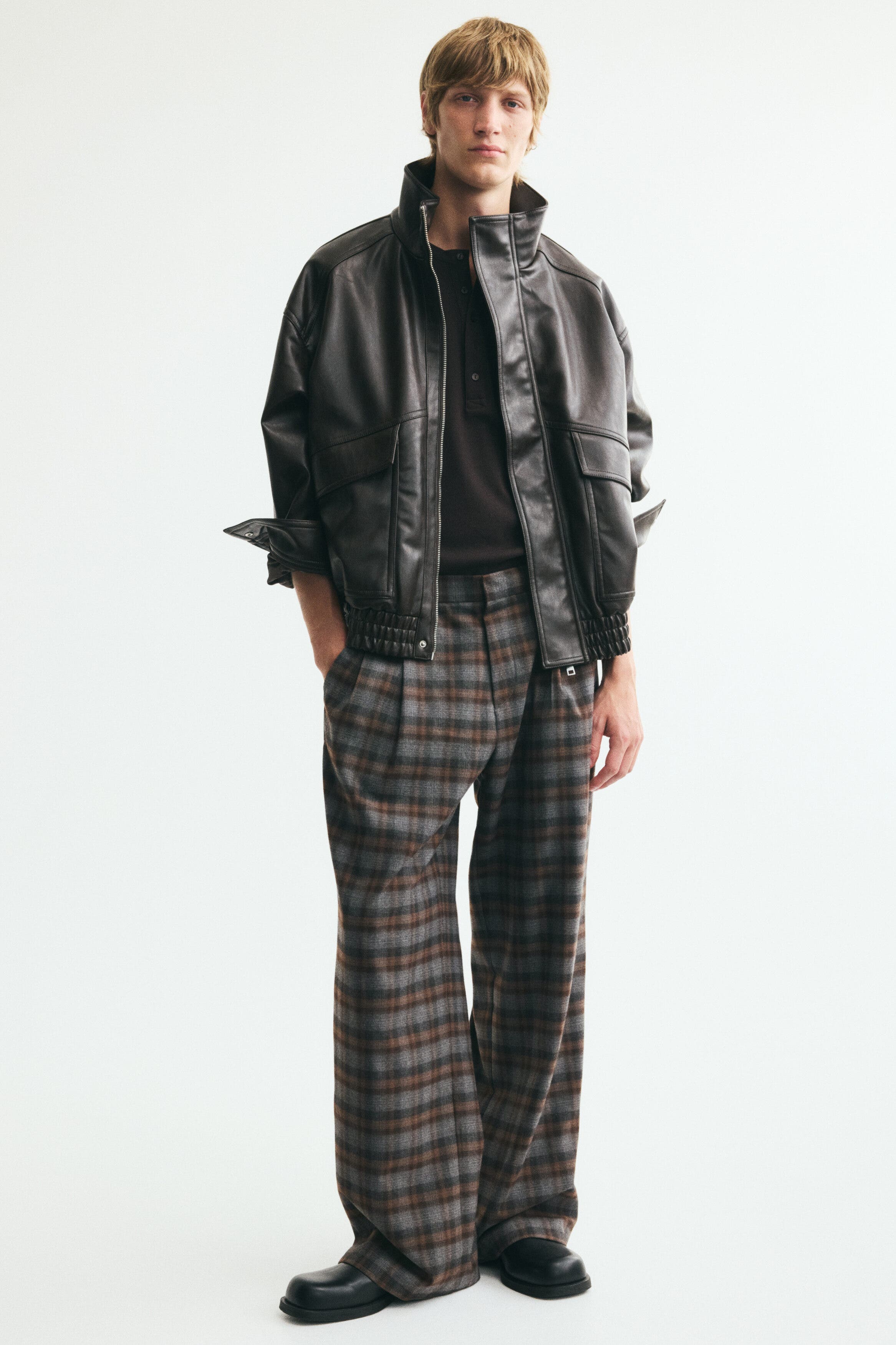 selected Gray/plaid