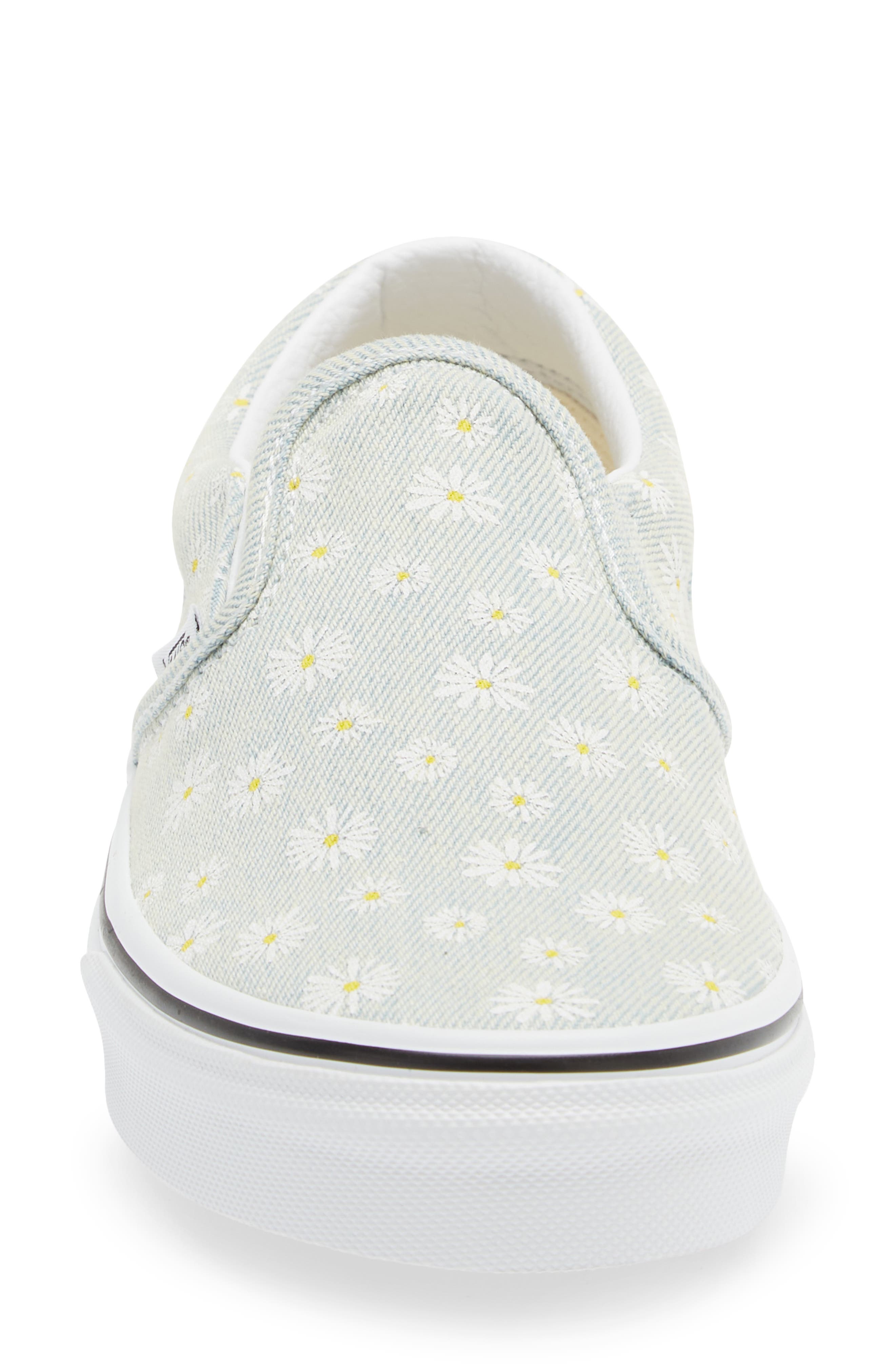 Vans Kids' Daisy Classic Slip-On Shoe, Alternate, color, 