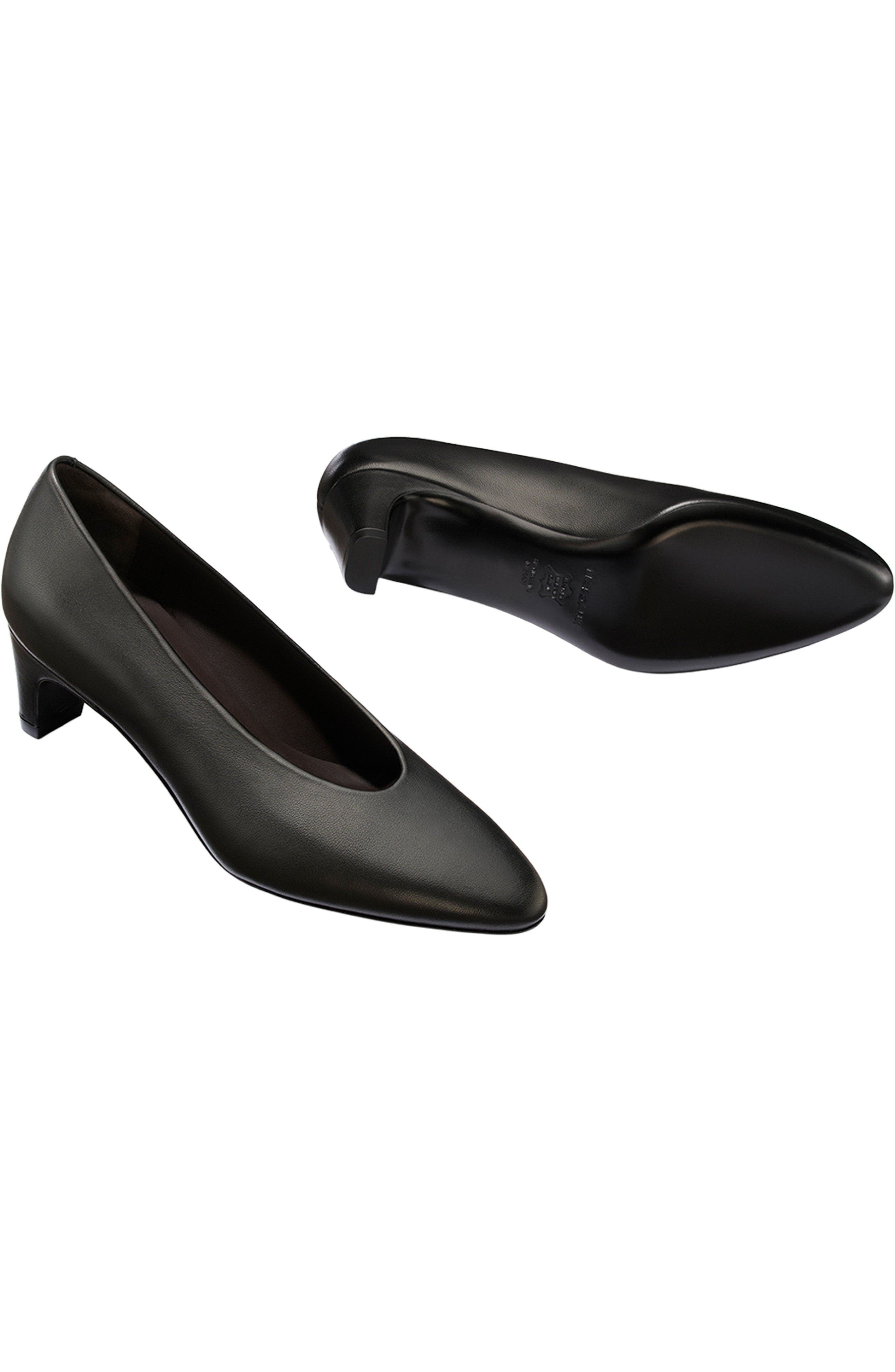 The Augusta Glove Pump, Alternate, color, Black Nappa